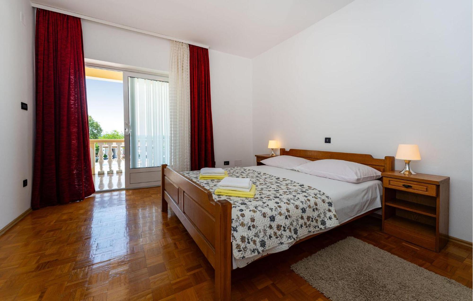 Beautiful Apartment In Galovac With Kitchen المظهر الخارجي الصورة
